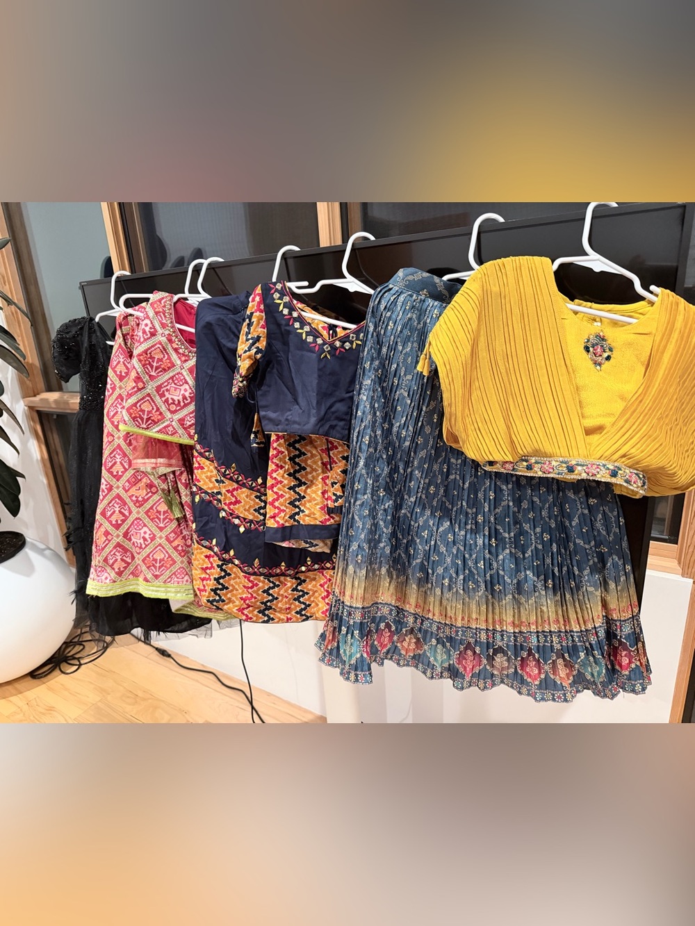 4 Indian girls outfits size 2-3 yrs old